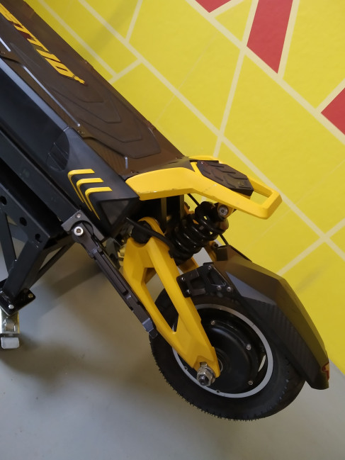Vsett 10+Super - jazdená 2495 km