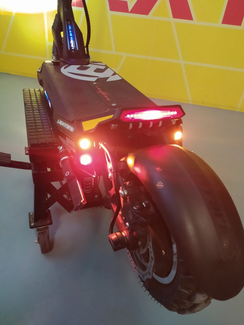 Bluetran lightning - jazdená 2500 km