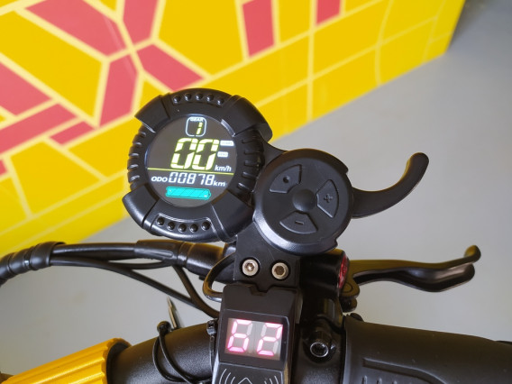 Vsett 10+Super - jazdená 878 km