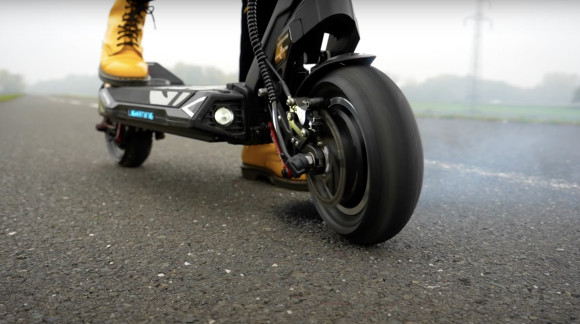 Recenzia Bluetran Lightning: Dokáže zaujať aj bleskovou rýchlosťou